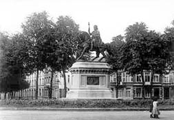 Monument à Baudouin de Constantinople