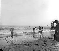 Sea bathing in Boulogne